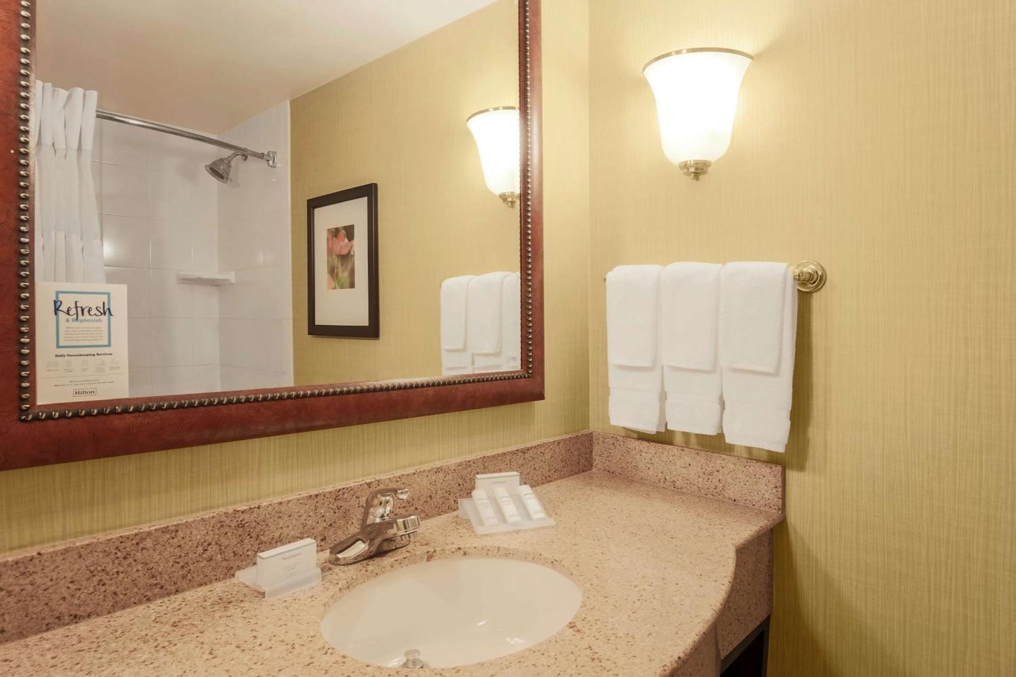Hilton Garden Inn Chicago/Midway Airport Bedford Park Exterior foto