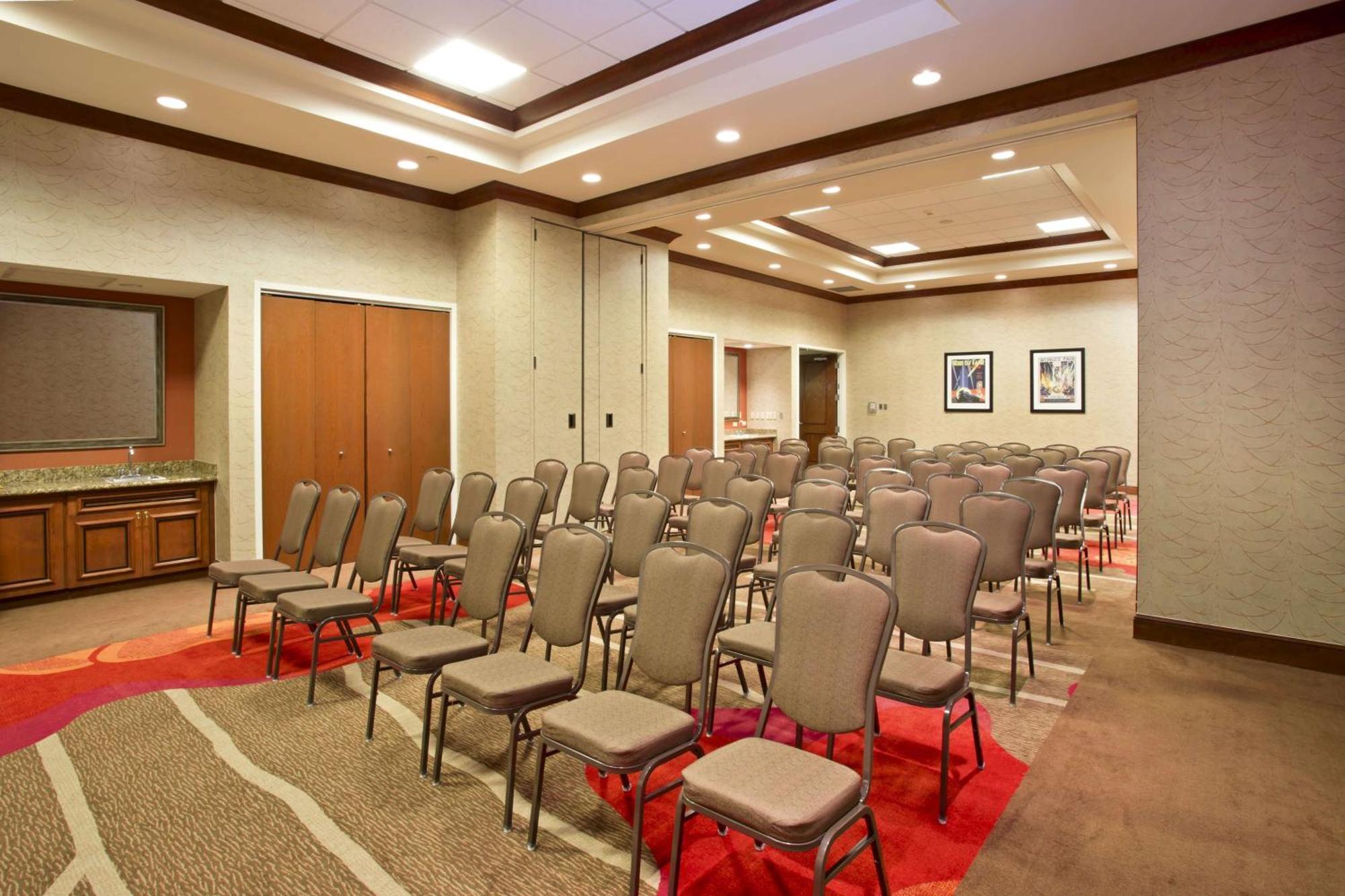 Hilton Garden Inn Chicago/Midway Airport Bedford Park Exterior foto
